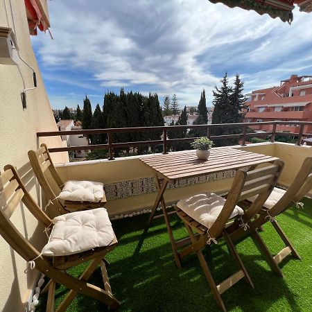Apartamento Tropical Con Piscina Cerca De La Playa Torremolinos Luaran gambar