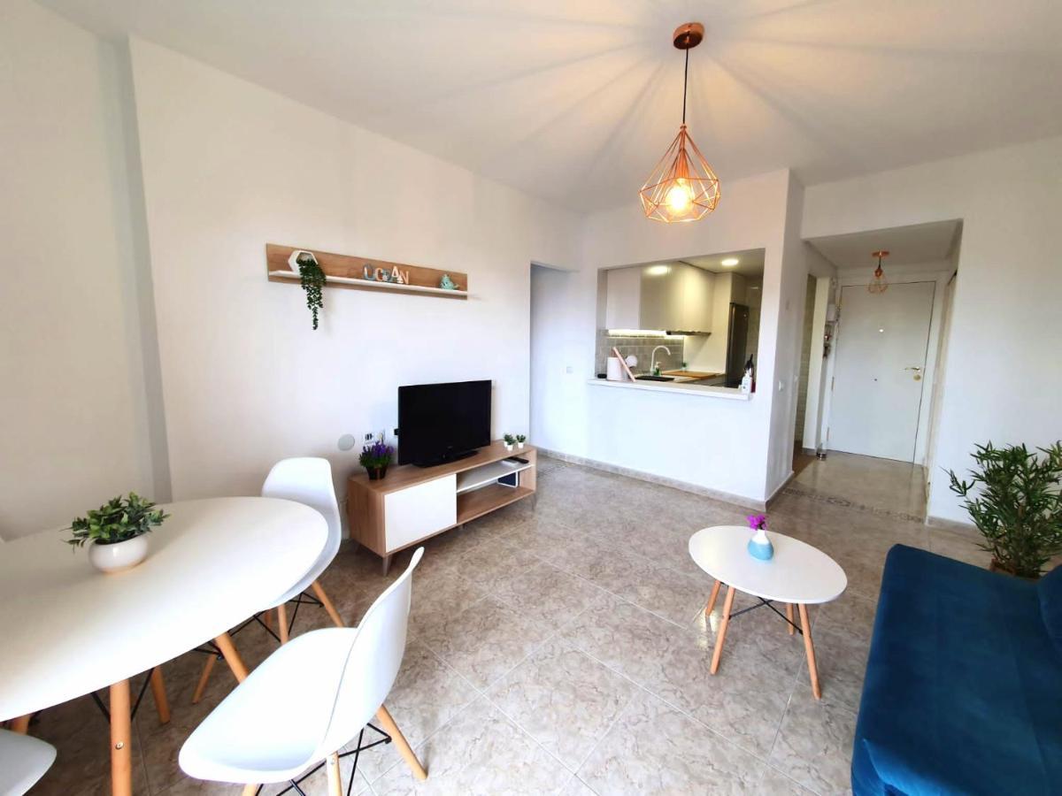 Apartamento Tropical Con Piscina Cerca De La Playa Torremolinos Luaran gambar