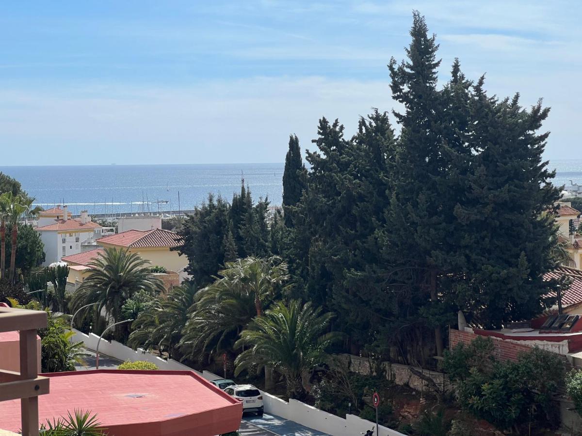 Apartamento Tropical Con Piscina Cerca De La Playa Torremolinos Luaran gambar