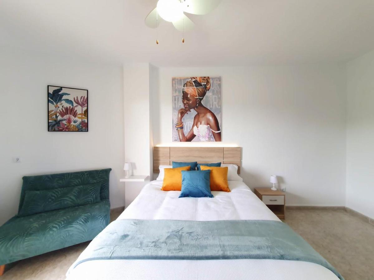 Apartamento Tropical Con Piscina Cerca De La Playa Torremolinos Luaran gambar