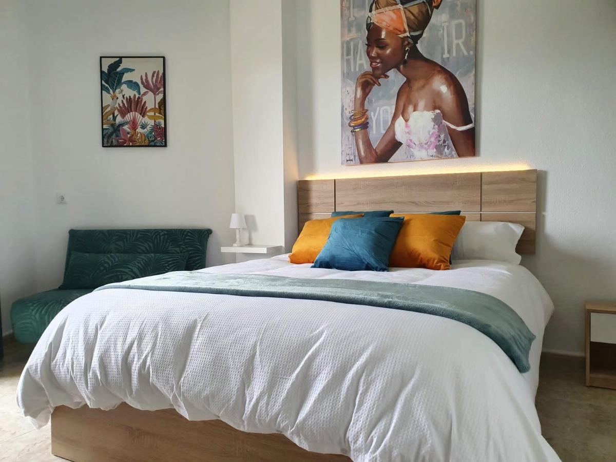 Apartamento Tropical Con Piscina Cerca De La Playa Torremolinos Luaran gambar